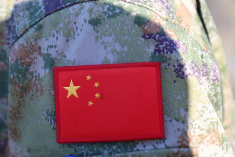 当观众和演员的想象力在剧场上空汇聚时 可能戏剧就产生了